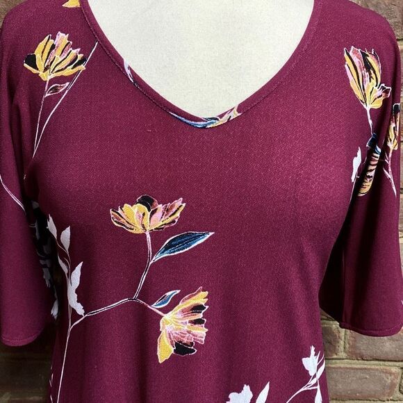 Apt.9 Floral Flutter Sleeve Dress Size Small - Picture 3 of 8